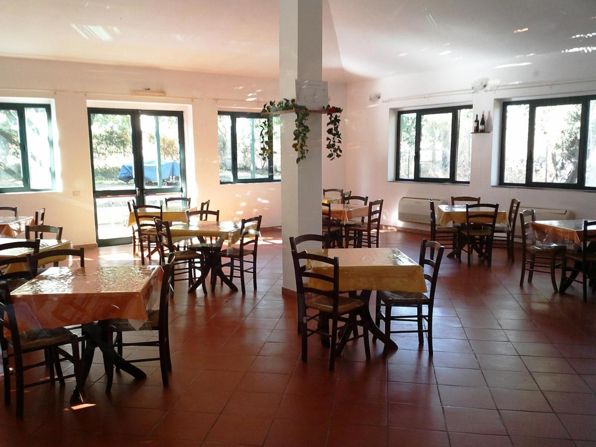 Nuraghe Ruiu Camping & Bungalow Norbello Exteriör bild